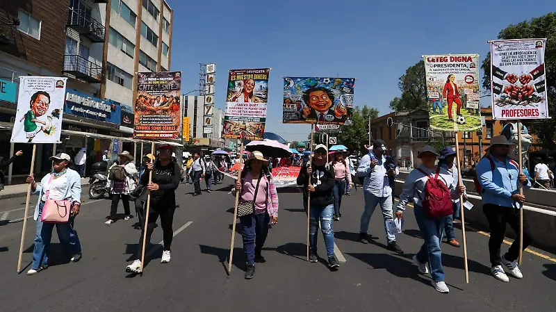 CNTE MARCHA DIA DEL MAESTRO MAGISTERIO